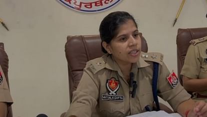 Panchayat Election: मतदान कल, कपूरथला में 2200 पुलिस जवान तैनात, SSP की अपील- बिना डरे डालें वोट Panchayat Election voting on 15th october 2200 police jawan deployed in Kapurthala