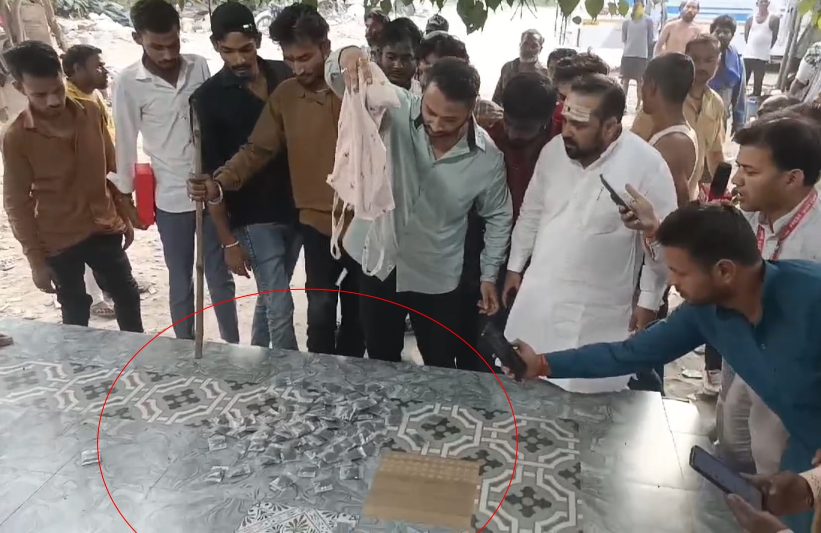 Haridwar News drugs and meat was caught in slums horns and remains of wild animals also found