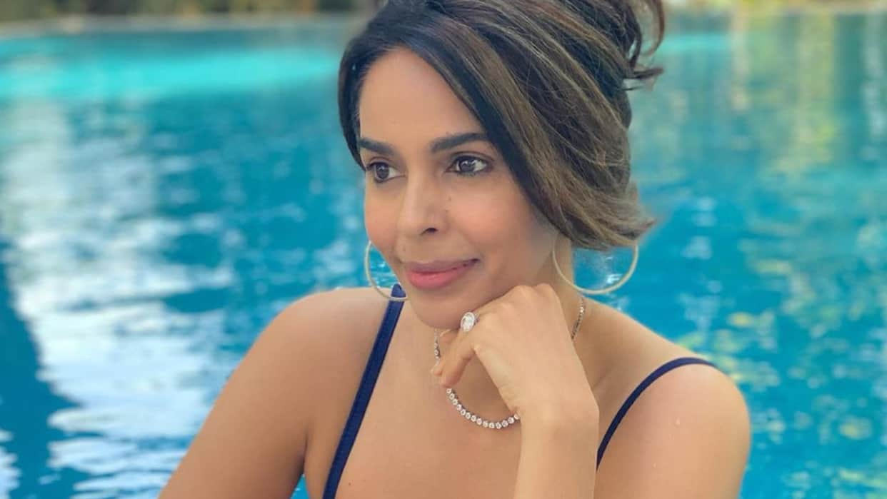 Mallika Sherawat enjoying singlehood vicky vidya ka woh wala video actress says jahan mann aaya chal diye