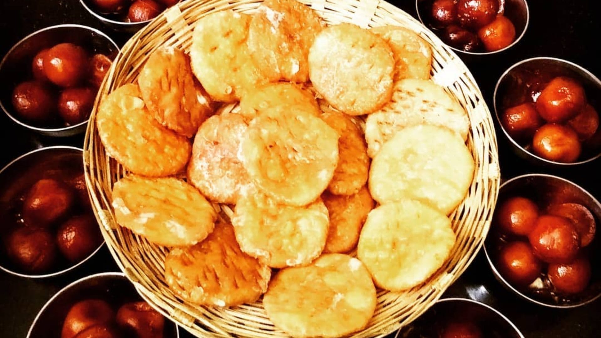 Karwa Chauth 2024 easy Meethi Mathri Racipe for Sargi