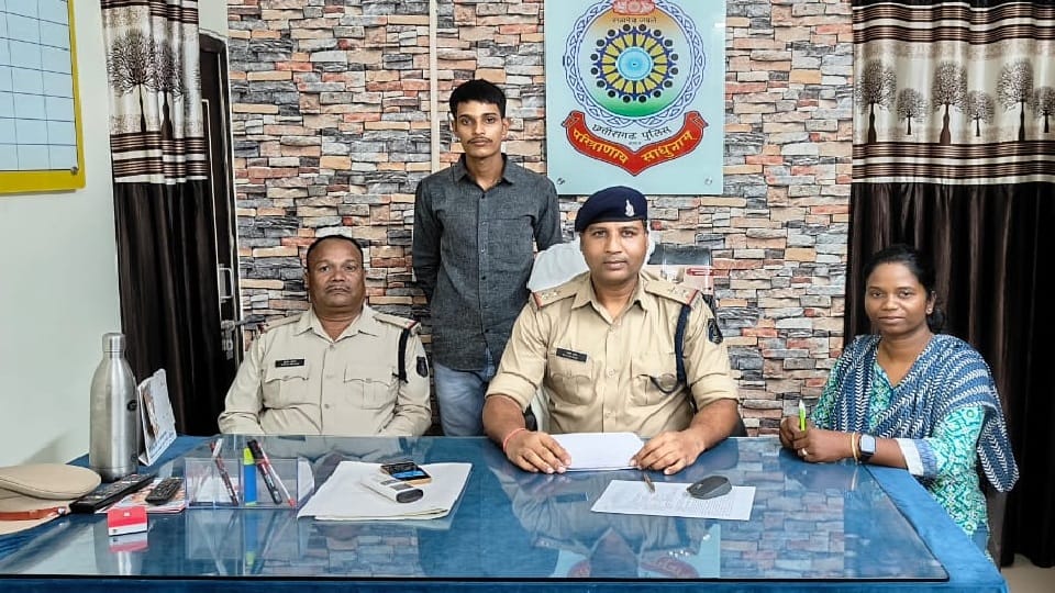Minor girlfriend committed suicide due to instigation of her lover In Korba