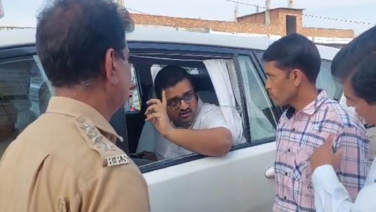 Karauli News: Collector ordered to seize construction works going on without NOC, the action created a stir
