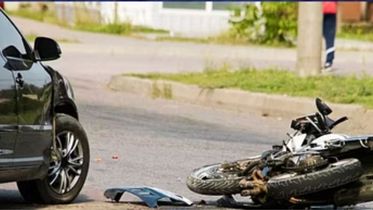 17 people died in road accidents in seven districts including Varanasi