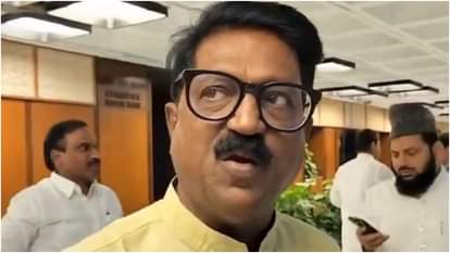 JPC: वक्फ संशोधन बिल पर जेपीसी की बैठक में हंगामा; 10 विपक्षी सांसद दिनभर के लिए समिति की सदस्यता से निलंबित Parliamentary panel meet on Waqf begins on stormy note Latest News Update
