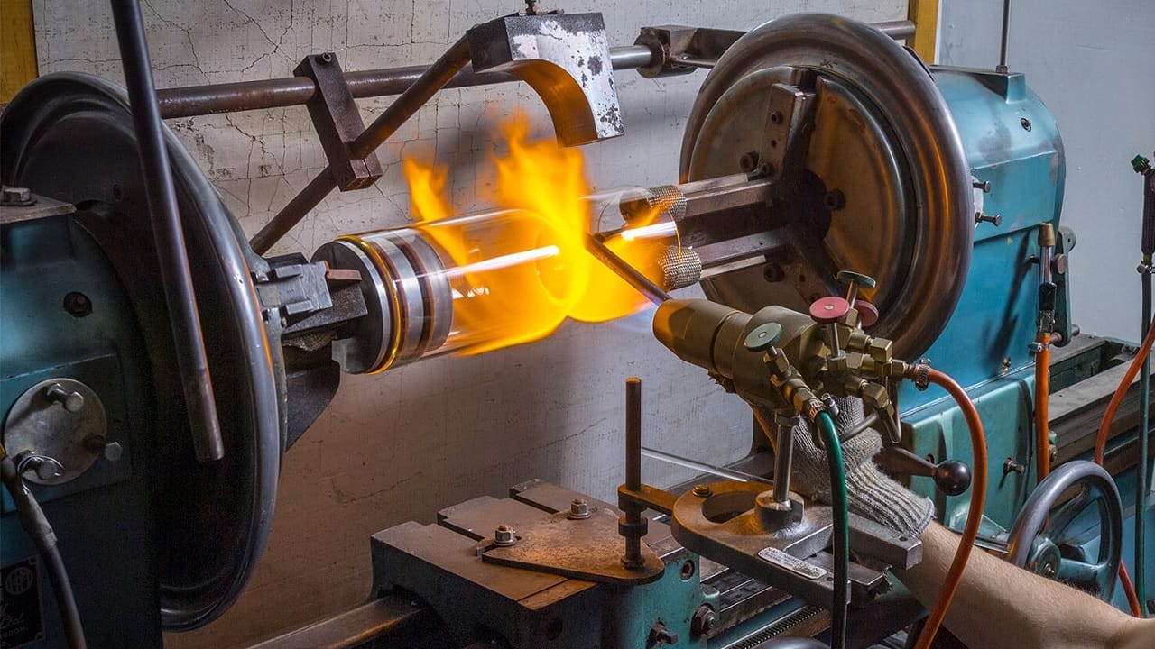 Glassware Business Came To Standstill In Ambala As Soon As October Started Amar Ujala Hindi