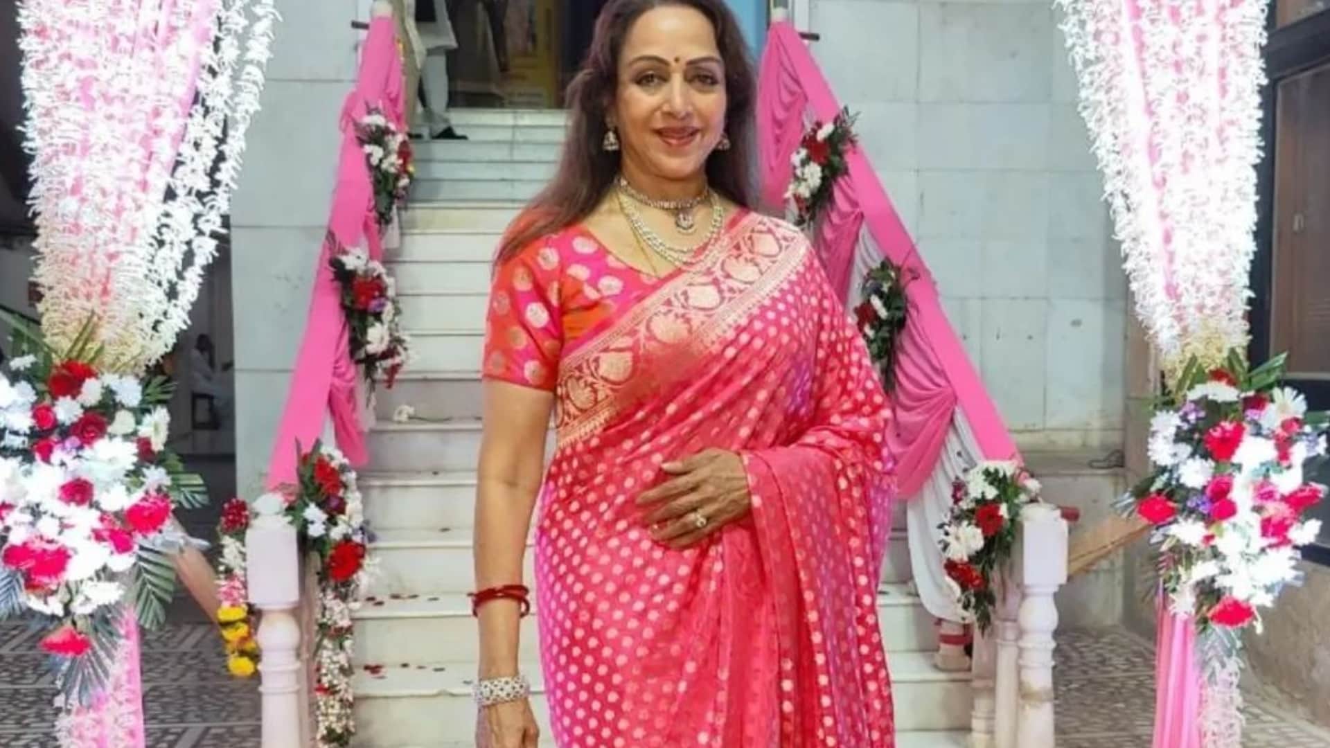 Hema Malini celebrated her 76th happy birthday on 16 october know more about her career life net worth