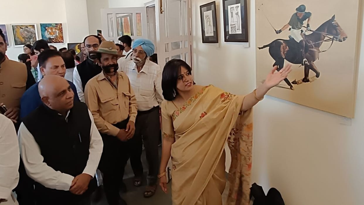 Jammu News: The confluence of art and culture was visible, 'Mati Virasat' and 'Nanhi Suhagan' attracted the au