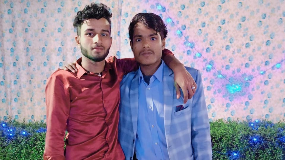 Moradabad: Friends fell after bikes collided, a speeding vehicle crushed them, both died