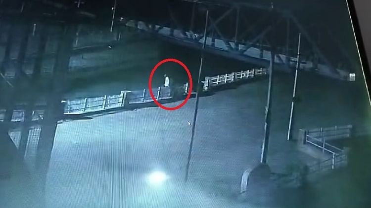 Fatehabad: लापता पेंटर का मिला शव, मोबाइल के कवर में मिला सुसाइड नोट; तीन लोगों को ठहराया जिम्मेदार
