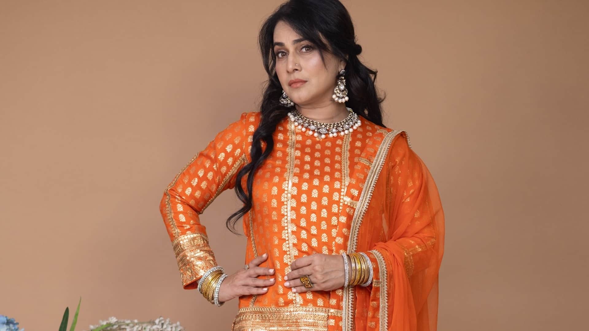 Bhojpuri Film Industry Actresses who are not belong from UP and Bihar Monalisa Kajal Raghwani shubhi sharma