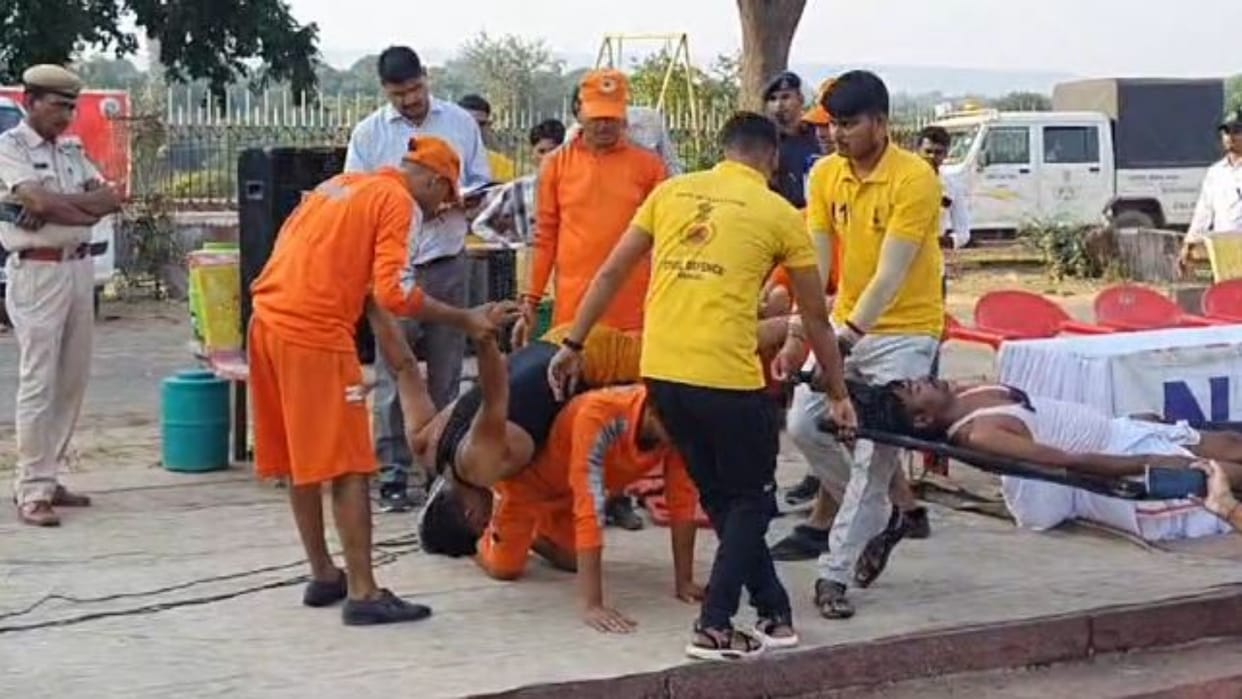 Karauli : NDRF and Civil Defense team conducted mock drill, demonstrated rescue operations in flood situations