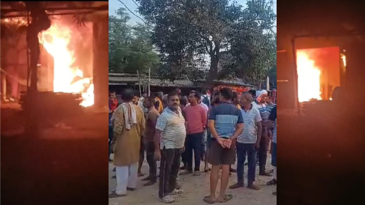 many shop burnt after fire in one shop in mirzapur