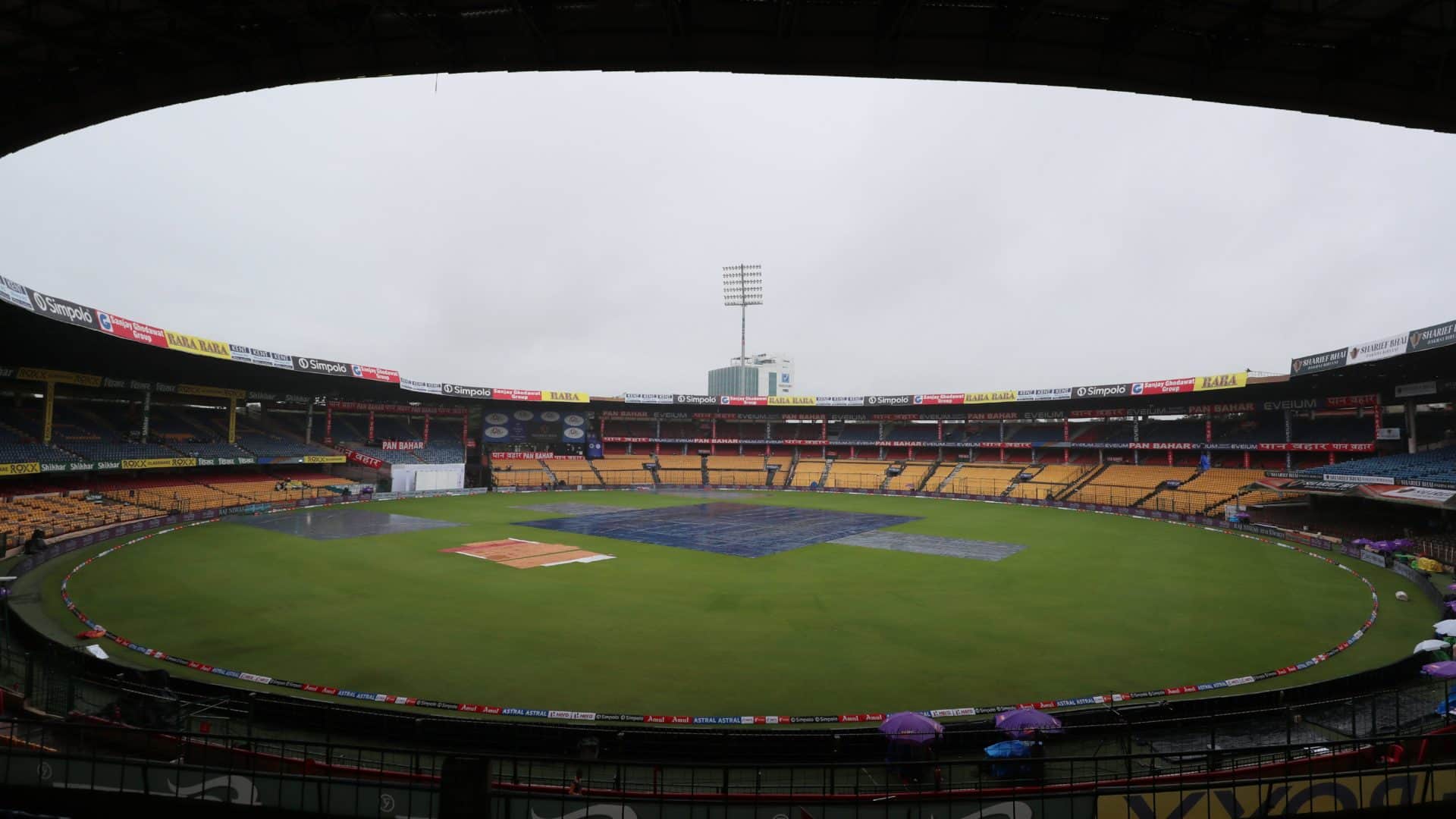 IND vs NZ Test Match Bengaluru Weather Forecast Chinnaswamy Stadium Pitch Report News in Hindi