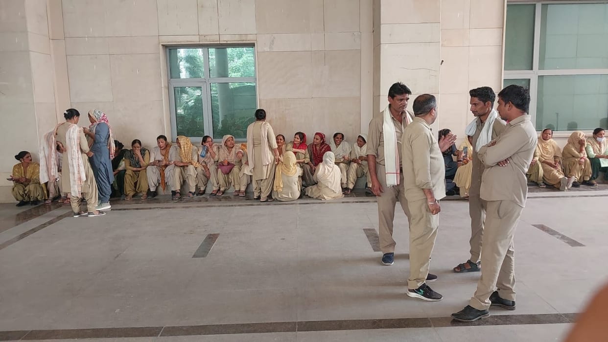 Junior doctor slaps sweeper in Kalpana Chawla Medical College in Karnal