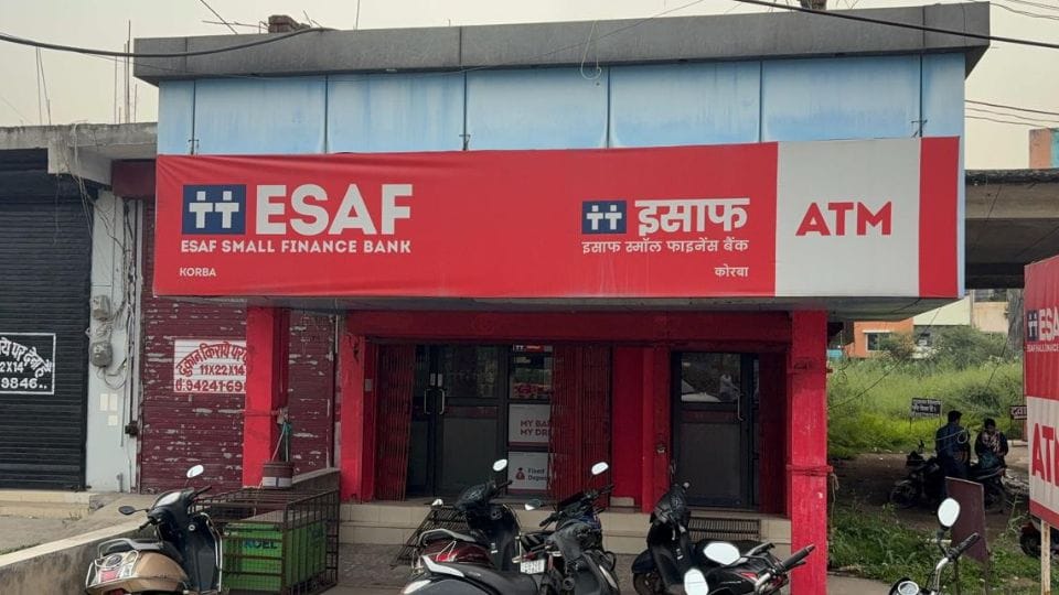 Bank cashier absconds with Rs 5 lakh in Korba