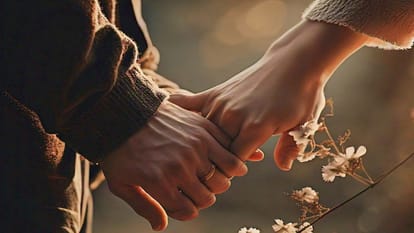 Romance Scams From I Love You to Blackmail People Falling Victim to Honey Trap Style Schemes