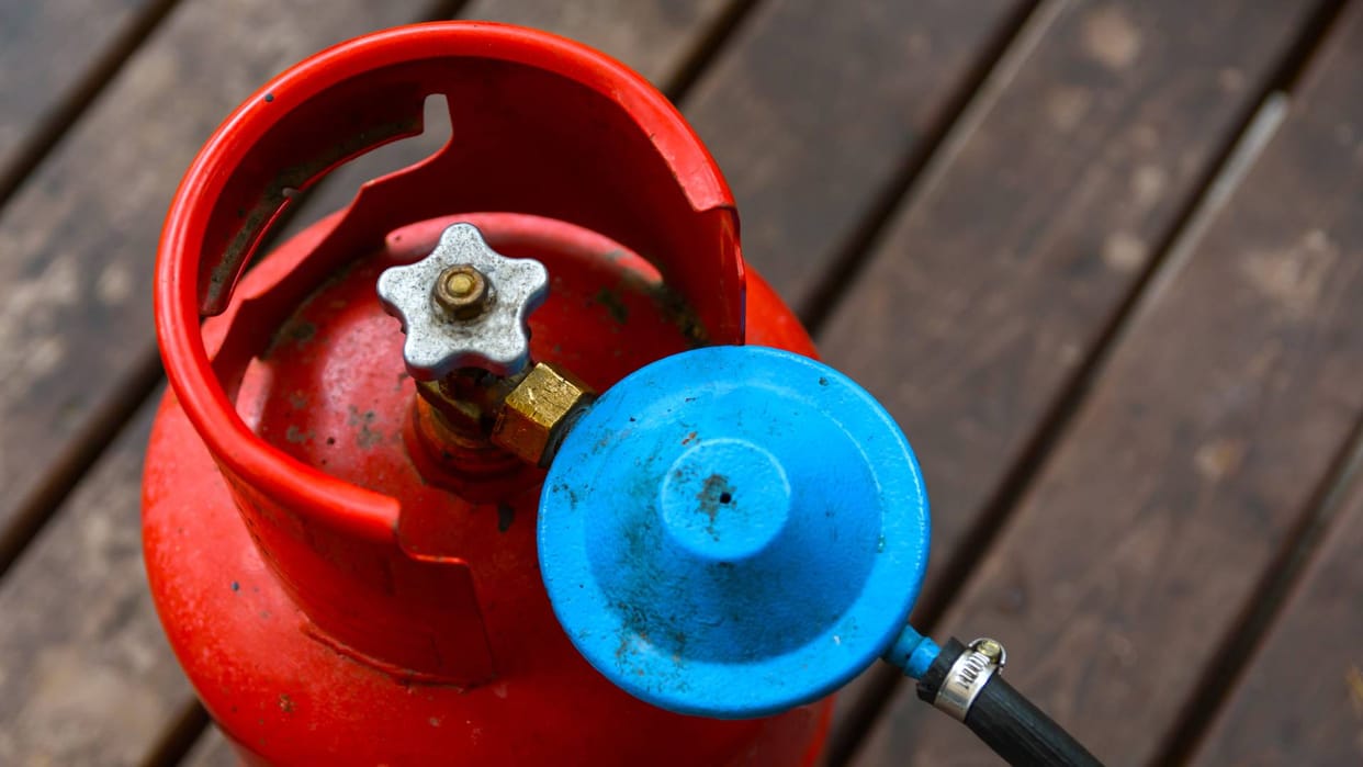 How to check how much gas is left in my lpg gas cylinder know tips here