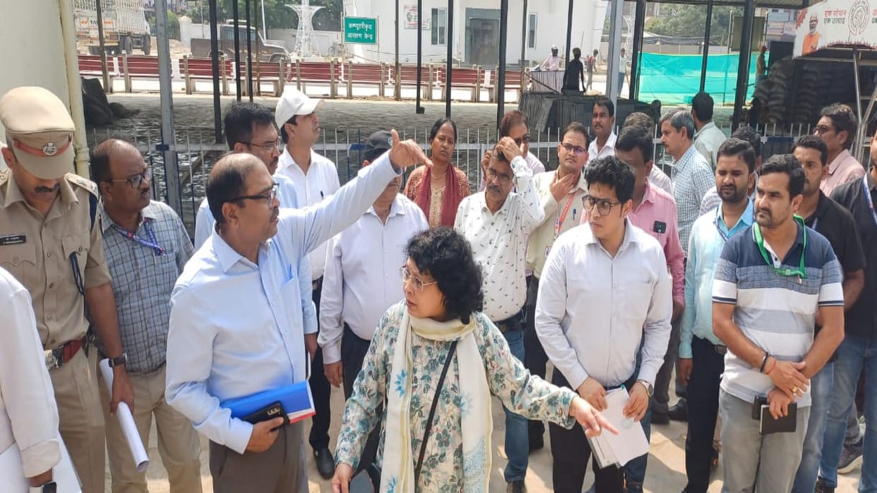 Railway passengers will get the best facilities till now in Mahakumbh, GM inspected