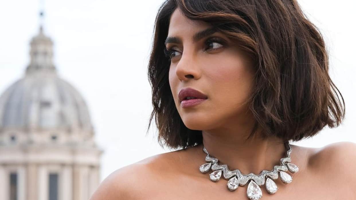 Priyanka Chopra hinted to comeback in bollywood says Hoping To Lock Something Soon