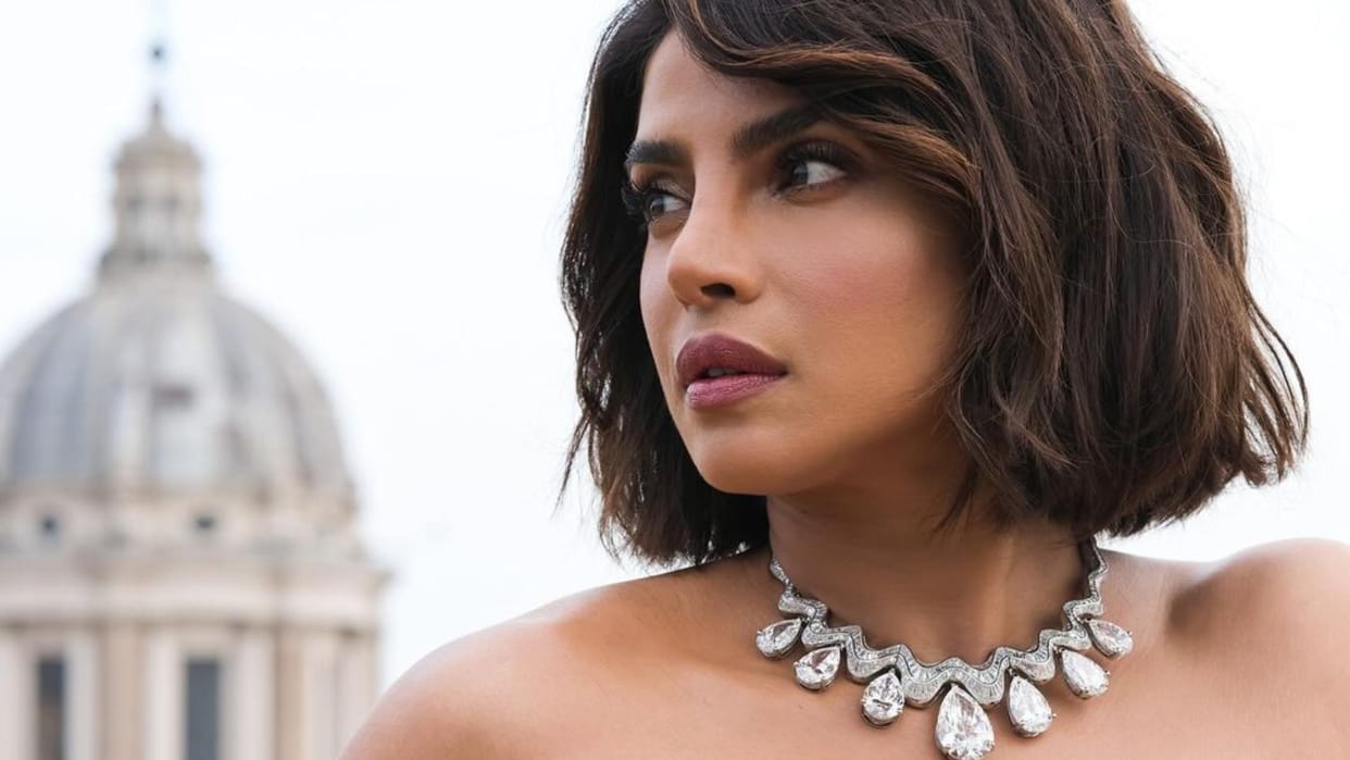 Priyanka Chopra hinted to comeback in bollywood says Hoping To Lock Something Soon