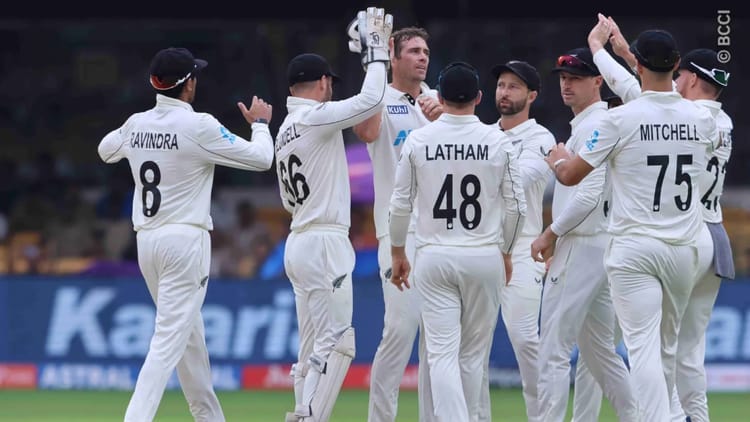 IND vs NZ Test Live: बारिश की वजह से रुका खेल, 12.4 ओवर के बाद भारत 13/3, विराट-सरफराज खाता नहीं खोल सके
