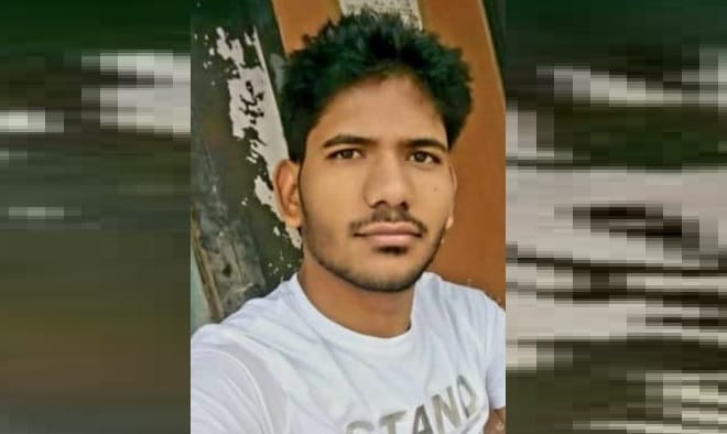Fatehpur Accident, Driver dies after being cut by tractor's rotavator, police sent the body for postmortem