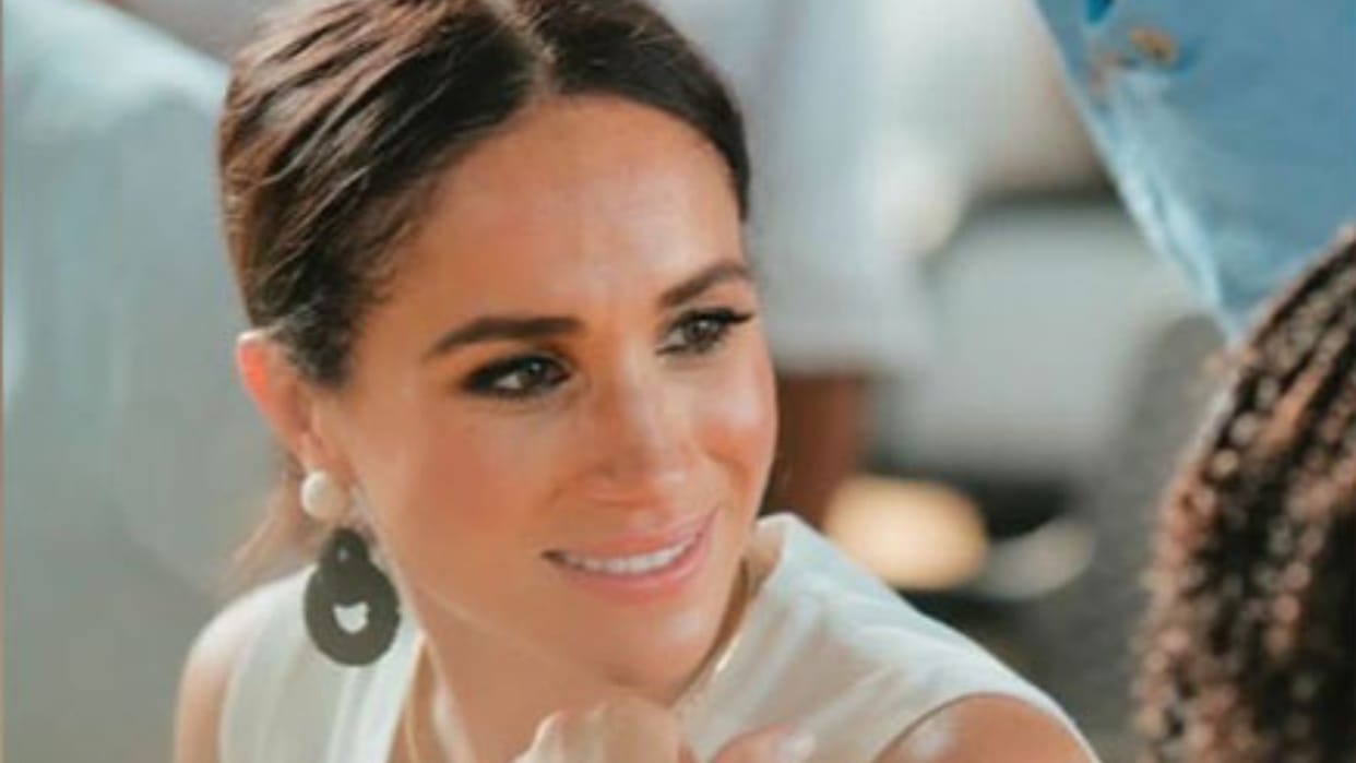 Meghan Markle Seen Without Engagement Ring Amid Buzz About Separation From Prince Harry news in hindi