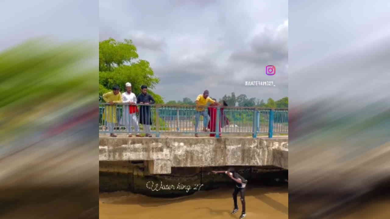 Instagram Reels Viral Challan issued to youths jumped into Ganga canal with their hands tied dangerous videos