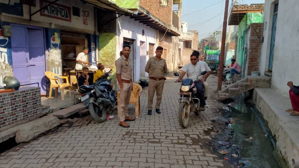 fighting between two communities took serious turn In Agra communal riot was averted here