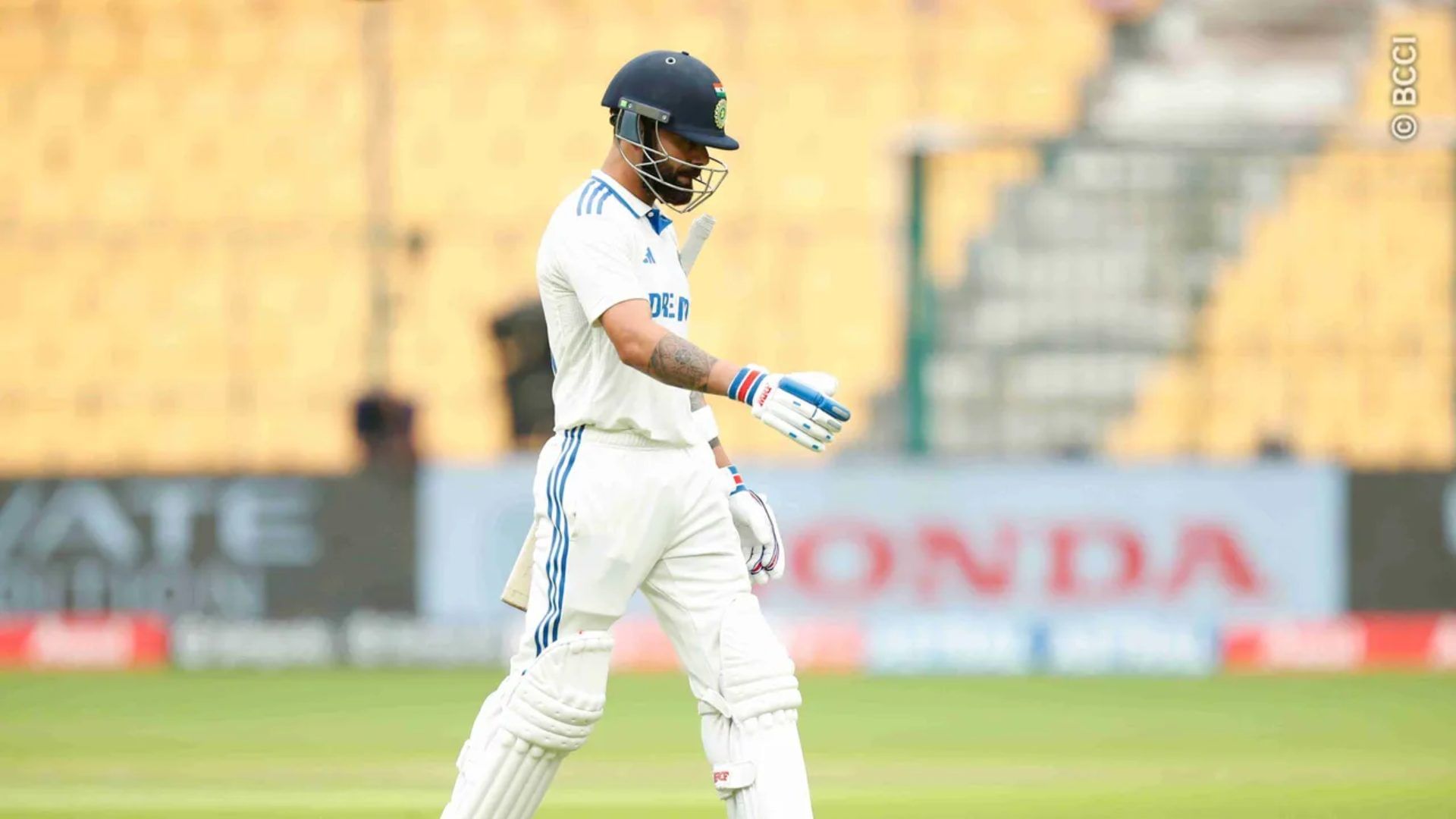 Ind Vs Nz Fans Reacted On Indias Horror Show With Bat In First Innings