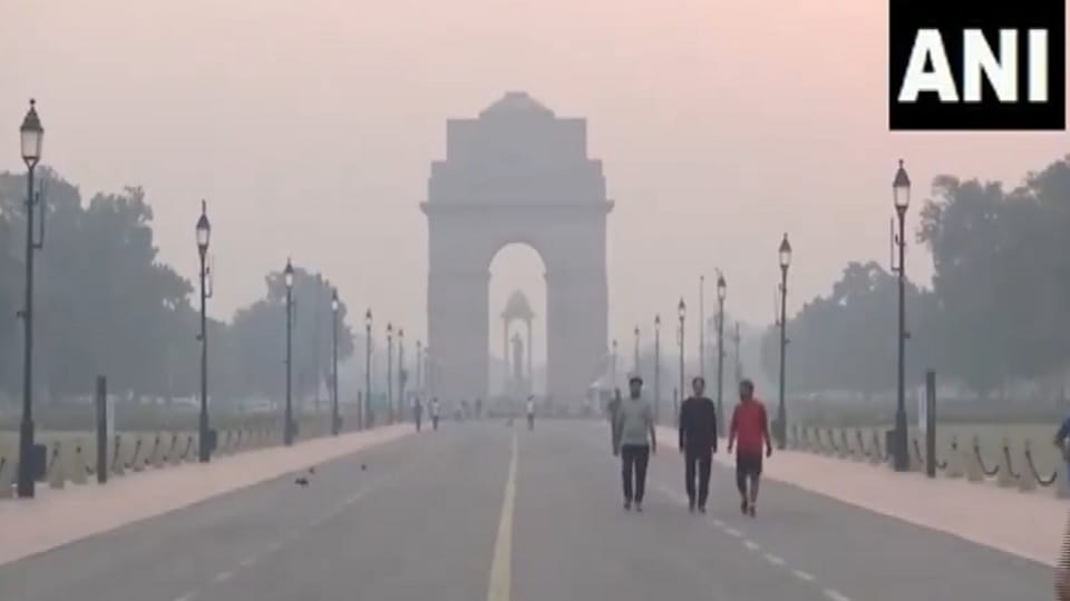 Environment Minister called emergency meeting today to reduce pollution