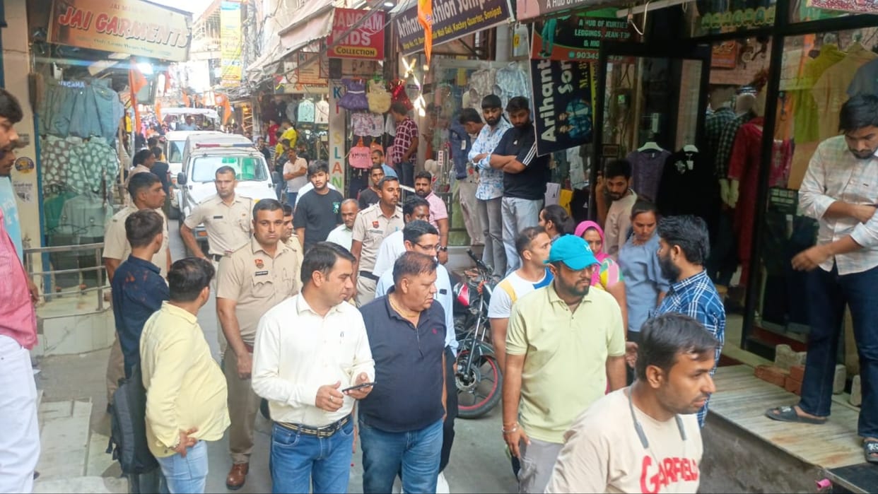 Seeing encroachment in Sonipat Kaccha quarter market, corporation officials warned
