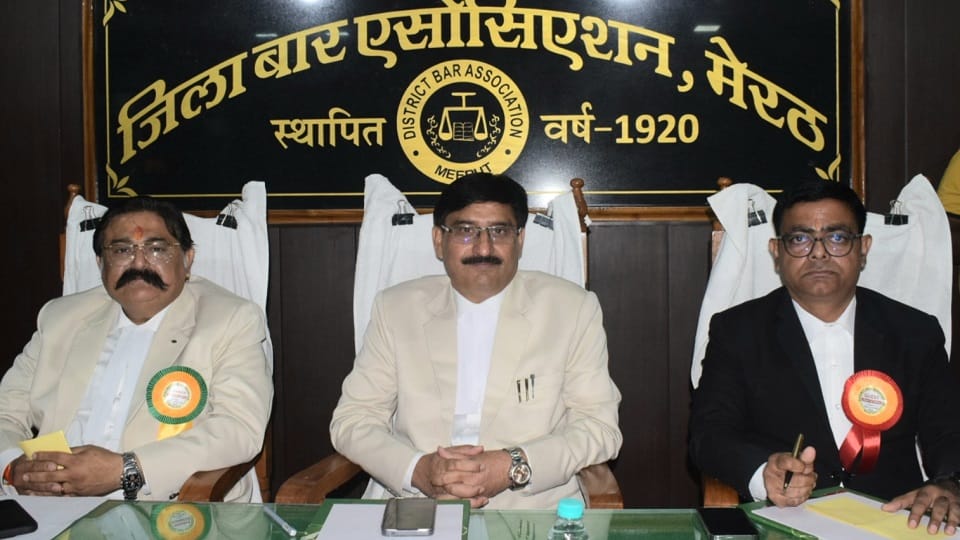 UP News: Why did big lawyers from 60 districts gather in Meerut? Why did warn of jail bharo movement