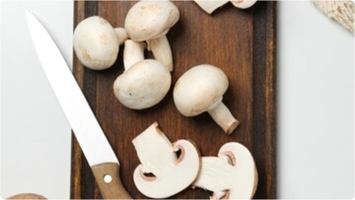Mushroom production will double your income in azamgarh