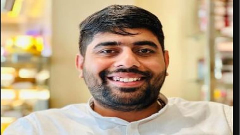 case has been registered against a former SP leader in Agra for exploitation of a girl