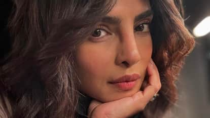 man enters in Priyanka Chopras home actress left western clothes and started wearing salwar suit