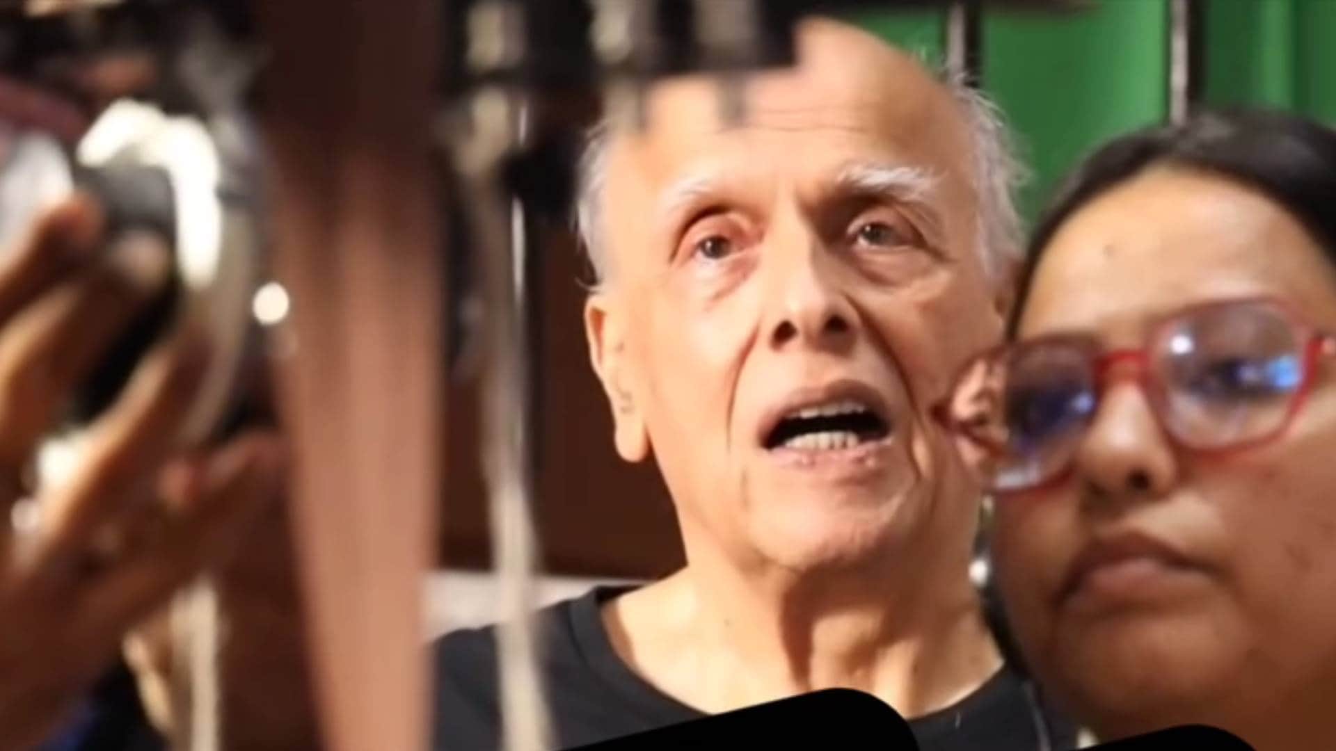 vikram bhatt announces mahesh bhatt making aashiqui 3 with new film title tu meri puri kahani shares bts video
