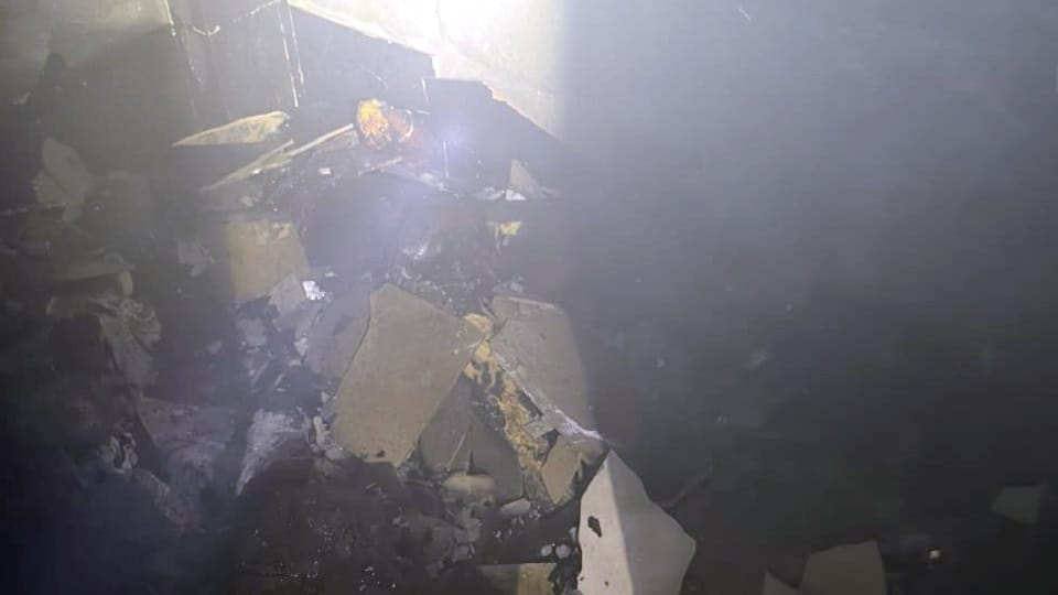 Mother and son burnt to death in Delhi bodies of both found in different bathrooms