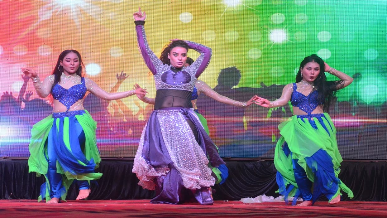 Salsa group gave a wonderful performance in Dussehra Mela Bareilly