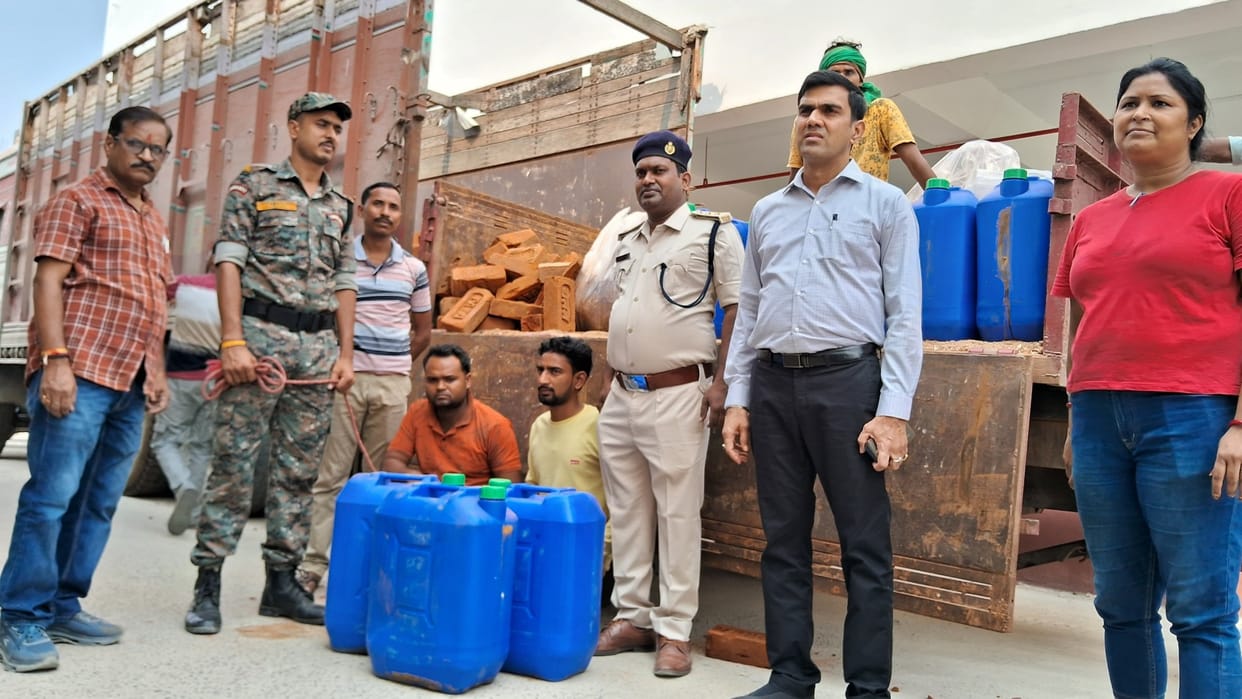 Bihar News: Excise department caught a huge consignment of 1100 liters of spirit in Muzaffarpur