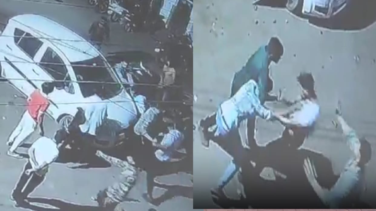 Due to old rivalry, two groups got into a fierce fight in capital Raipur
