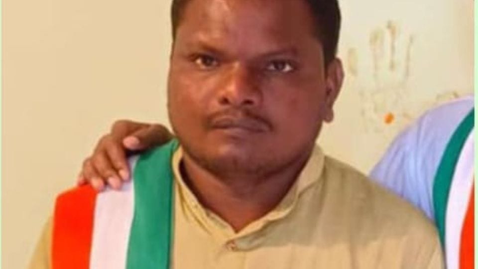 Naxalites killed Congress leader with an ax in Bijapur