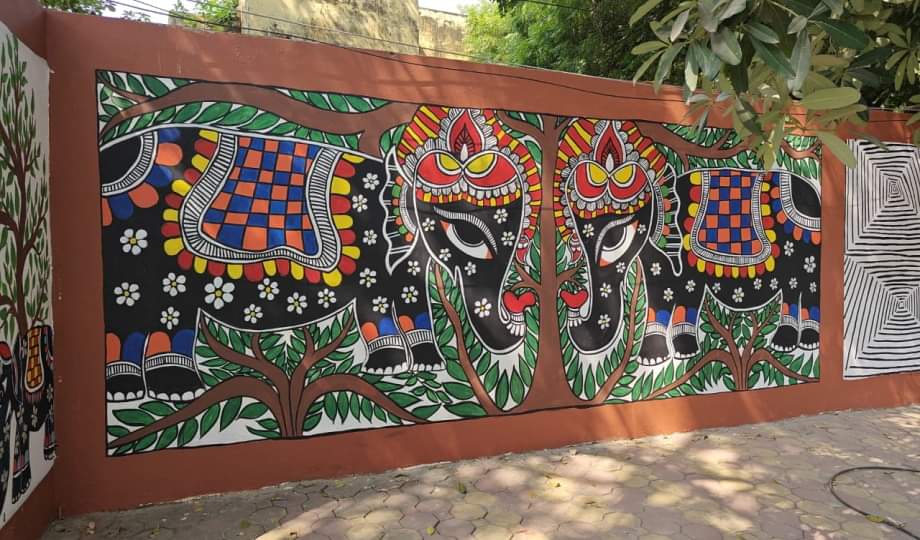 Paint My City: The walls of Sangam city come alive, Sanatan culture is being engraved in 10 lakh square feet