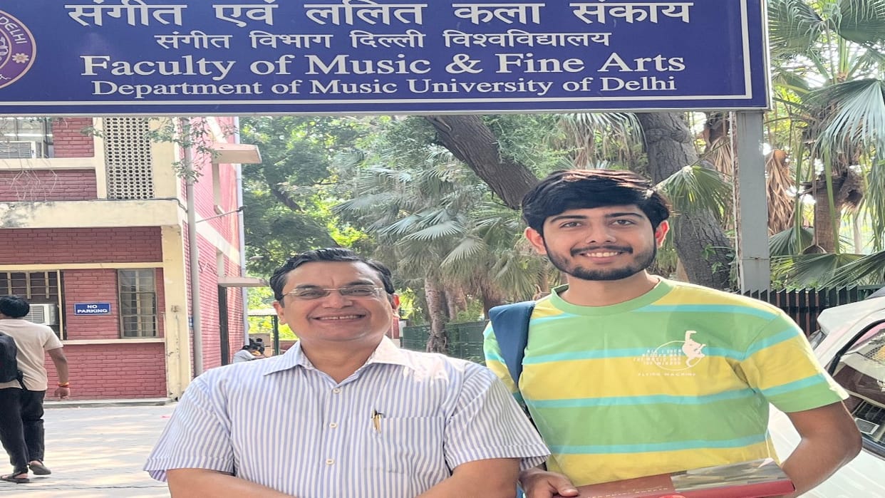 Bilaspur's Pratyush Sharma passed the JRF exam in the first attempt