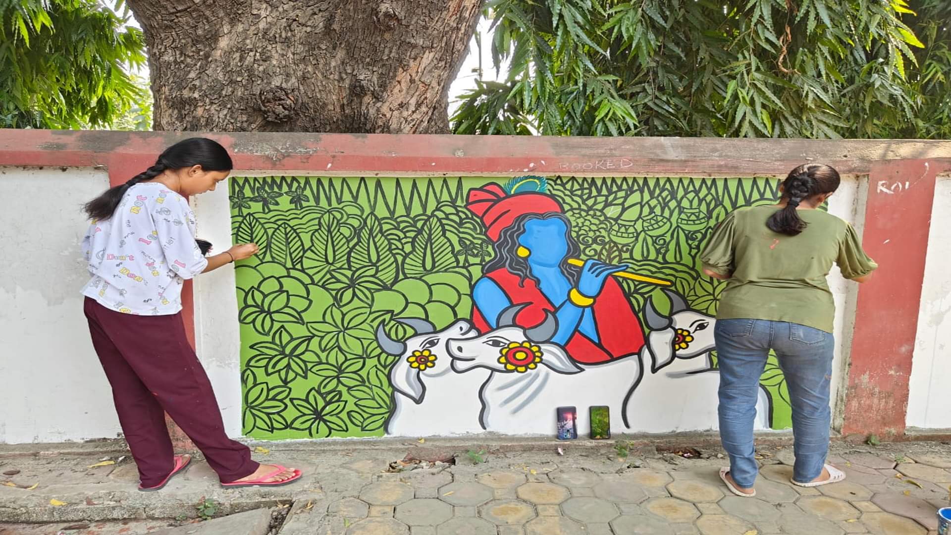 Paint My City: The walls of Sangam city come alive, Sanatan culture is being engraved in 10 lakh square feet
