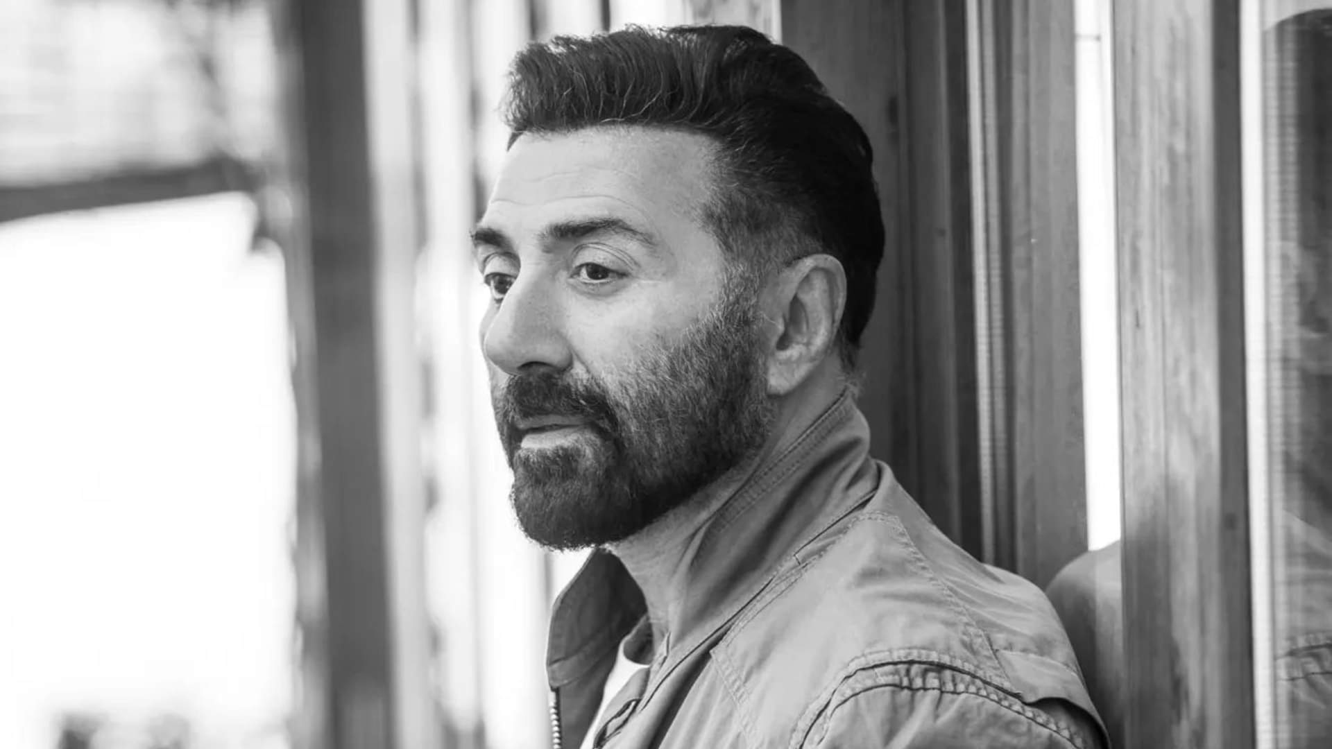 Sunny deol celebrates birthday with upcoming movie jaat team gadar 2 director anil sharma shared post