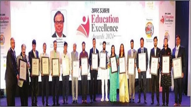 Amar Ujala Honored Famous Personalities Of Education World In Singapore – Amar Ujala Hindi News Live