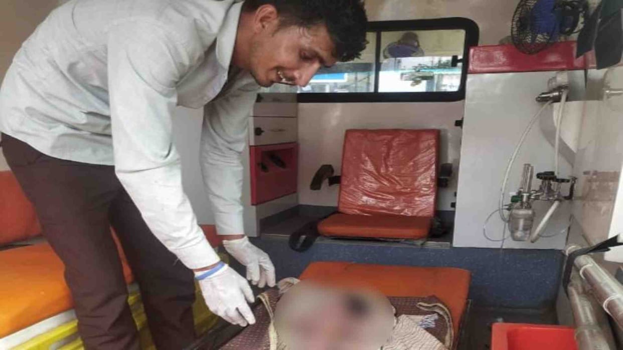 Sehore News: Heartless mother threw her newborn baby girl in bushes behind school
