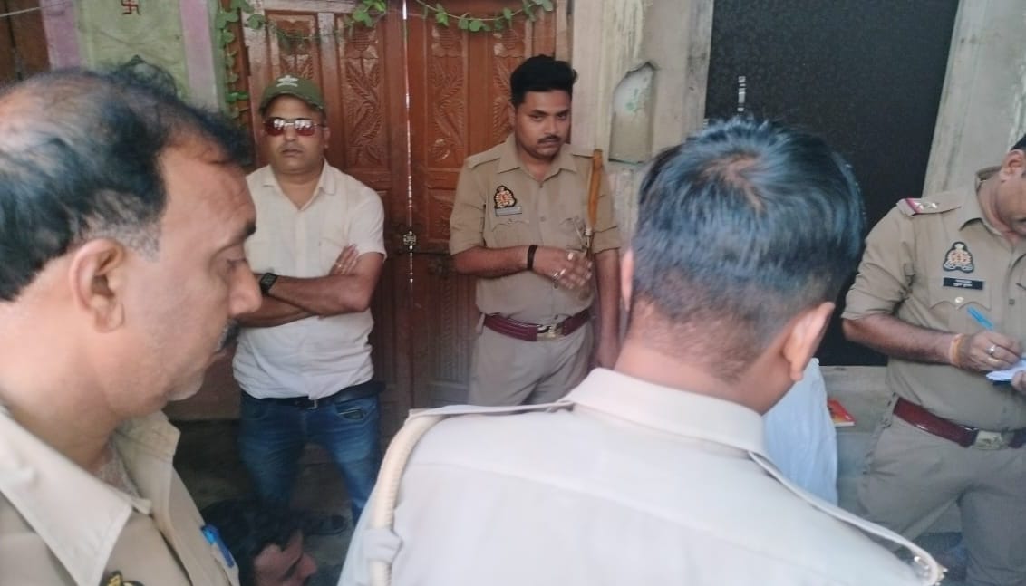 Unnao Murder, Son killed his father by hitting him on the head with a brick, dispute over eight biswa land