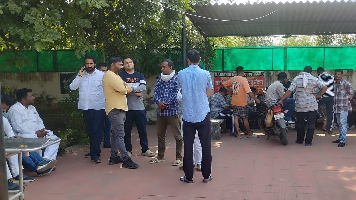 trader from Ismailabad, who was injured after being shot in Haryana